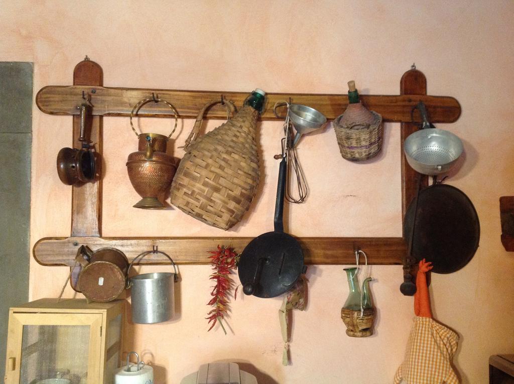 La Finestra Sul Borgo Dimora Storica Apartment Laterina Bagian luar foto