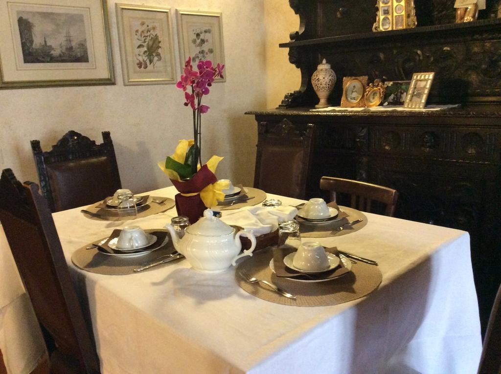 La Finestra Sul Borgo Dimora Storica Apartment Laterina Bagian luar foto